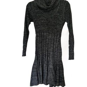 Calvin Klein Long Sleeve Sweater Dress in Black and Metallic Gold Size Small